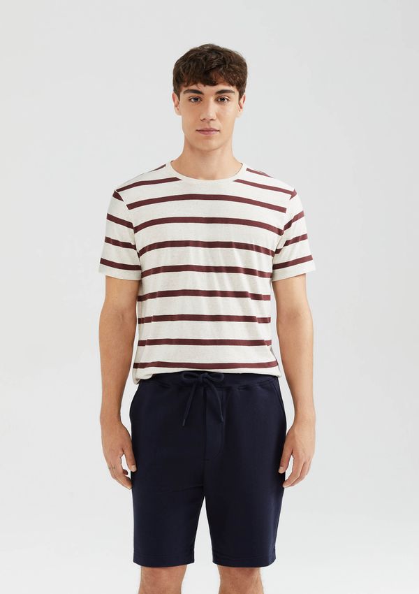 Bermuda Básica Masculina Reta Em Moletom - Azul G