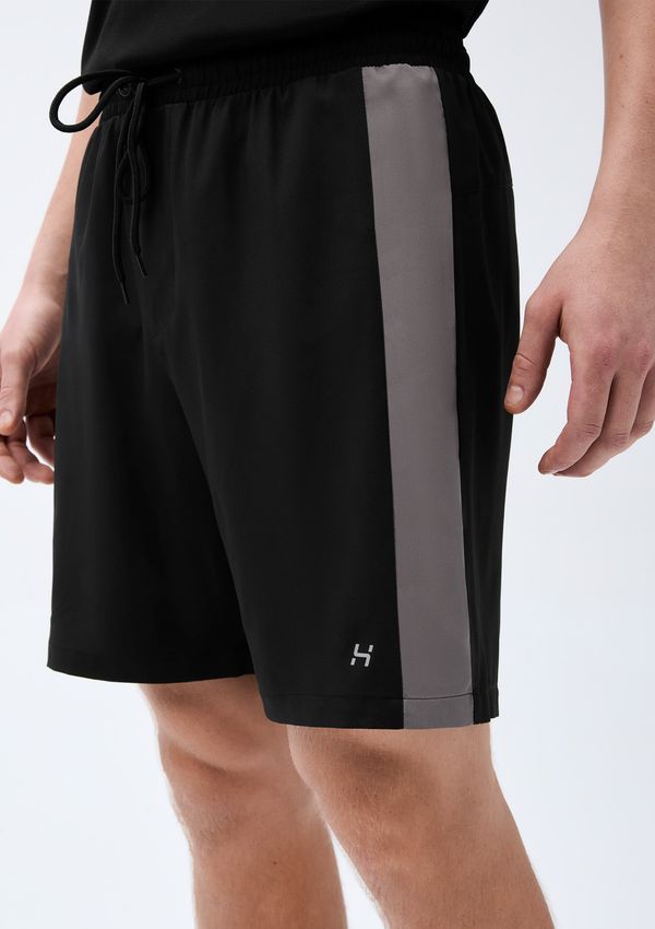 Bermuda Esportiva Masculina Com Recorte Lateral Easy Care - Preto G