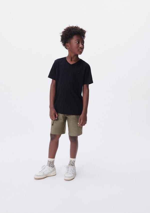 Camiseta Básica Infantil Menino Flamê Em Decote V - Preto 012