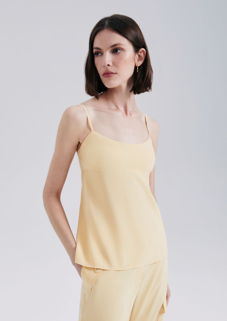 Regata Feminina Evasê em Modal - Amarelo