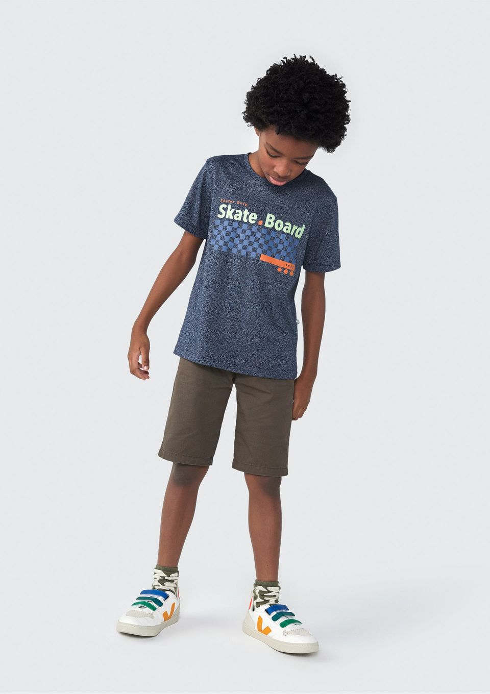 Camiseta Infantil Menino Manga Curta Tradicional com Estampa Hering Kids - Cinza