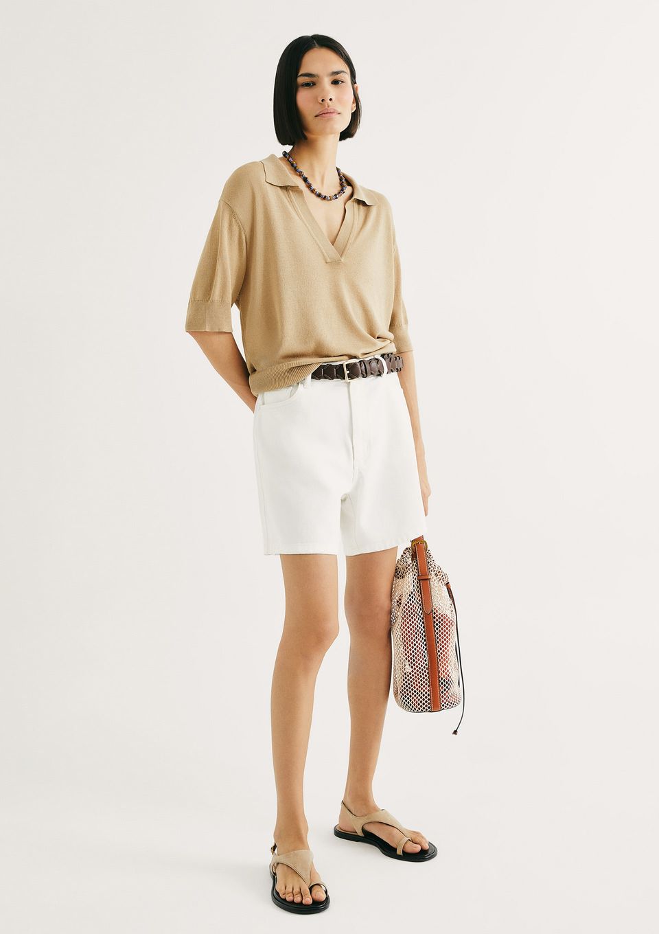 Shorts Básico Feminino Mom Cintura Alta em Sarja - Branco