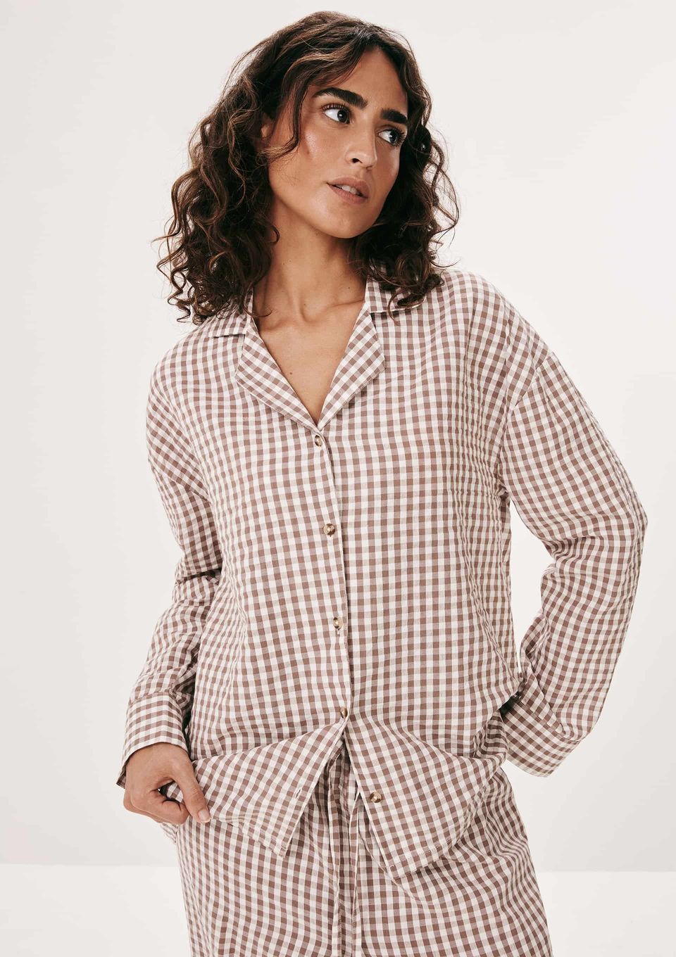 Camisa Feminina Fio Tinto Anarruga Oversized - Marrom