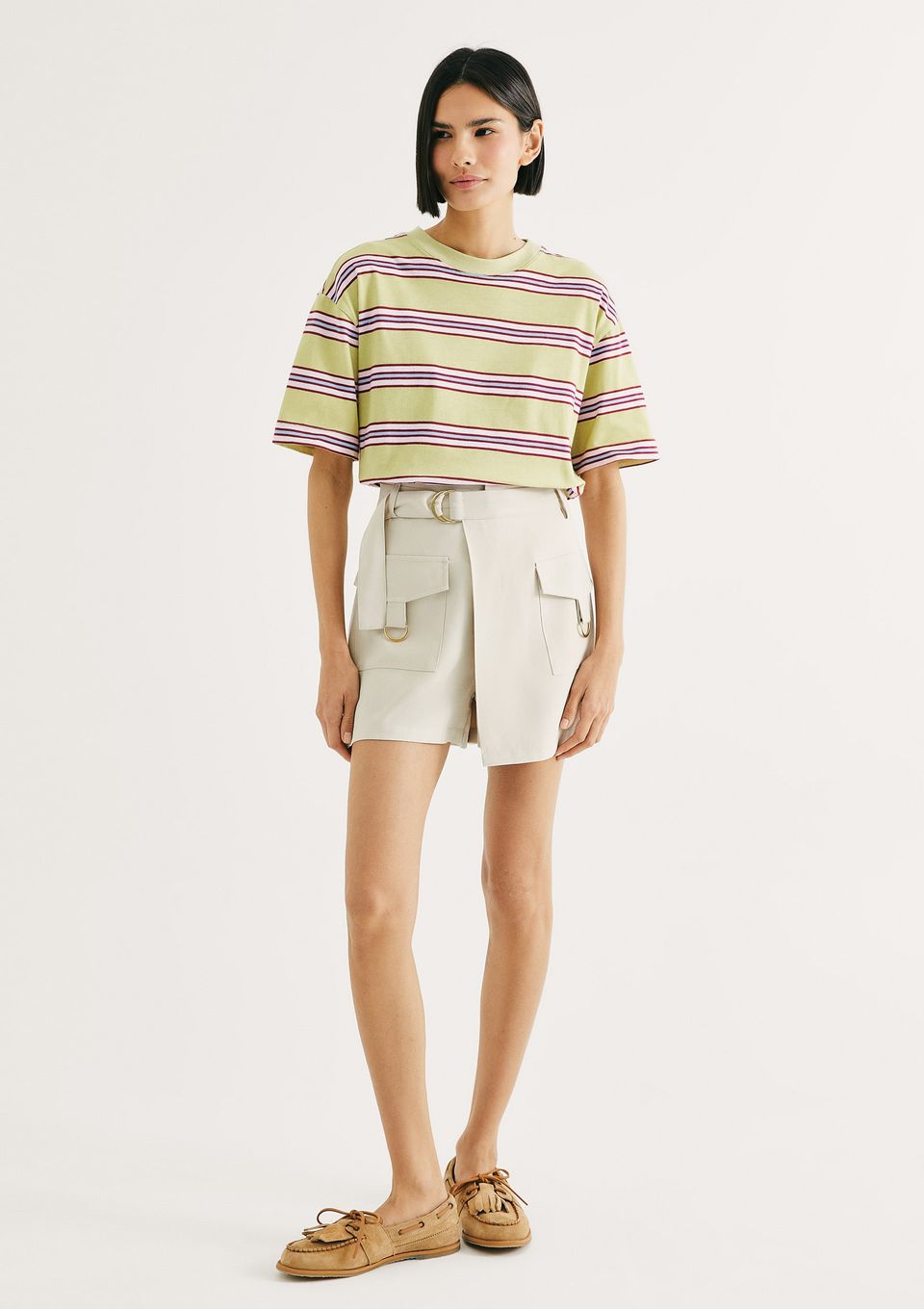 Shorts Saia Cargo em Peach Touch - Bege