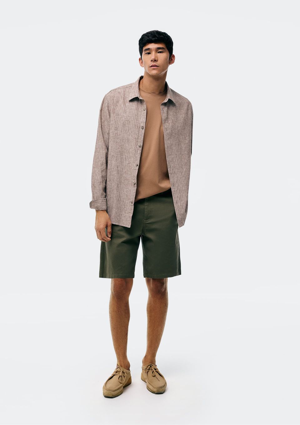 Bermuda Masculina Reta em Sarja - Verde