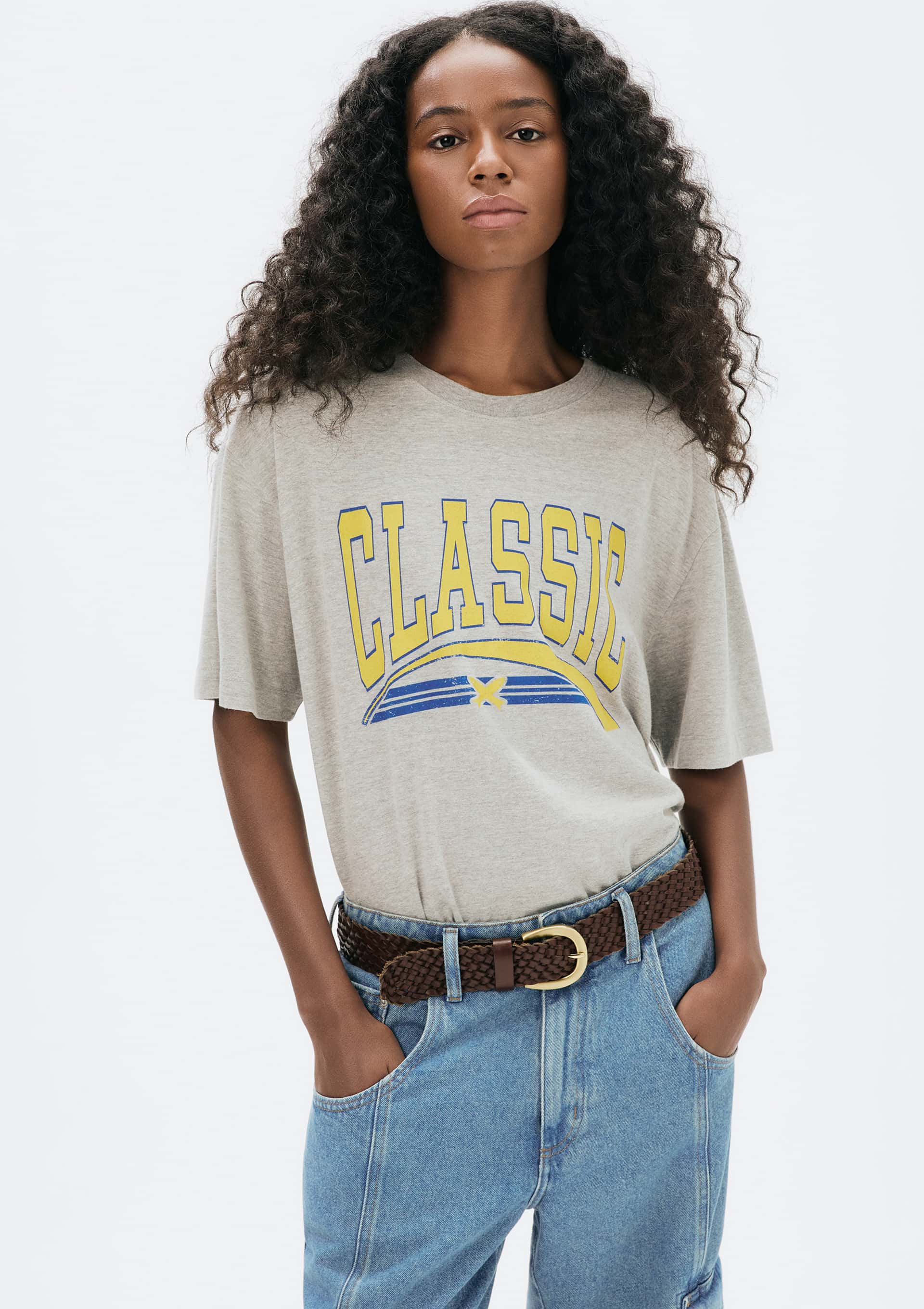 Camiseta Classic Feminina Manga Curta Oversized - Cinza