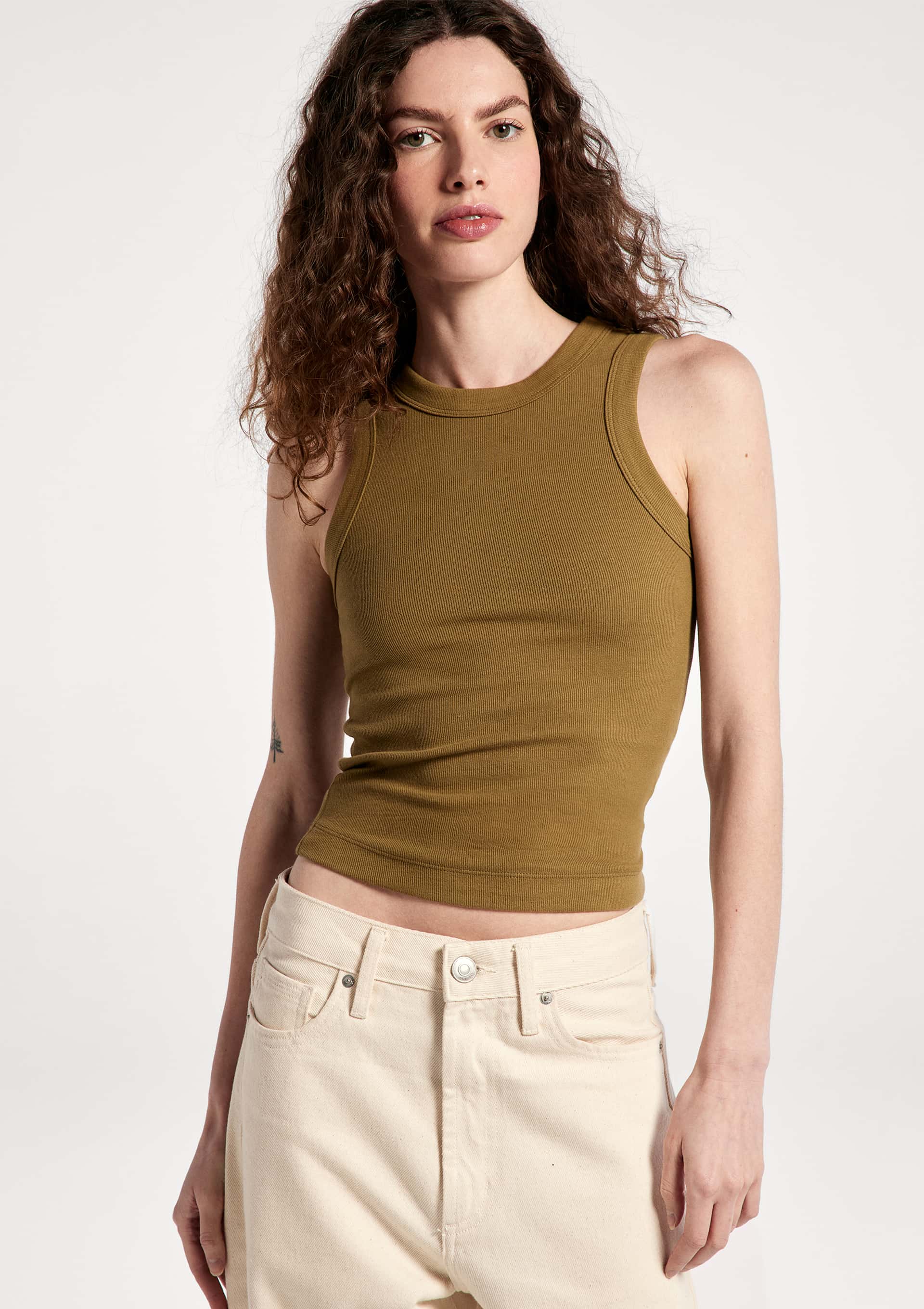 Regata Básica Feminina Slim Neck - Verde