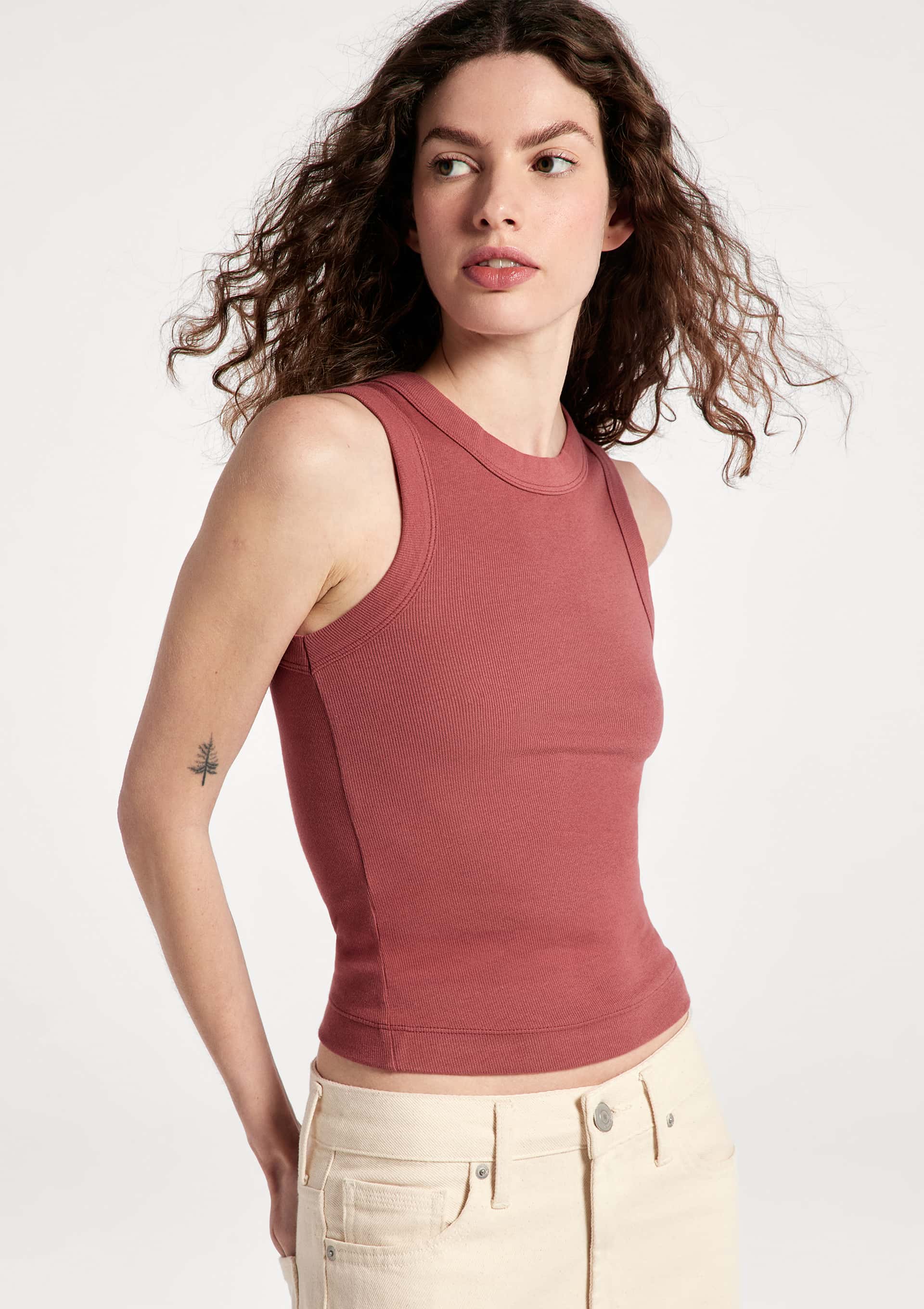 Regata Básica Feminina Slim Neck - Vinho