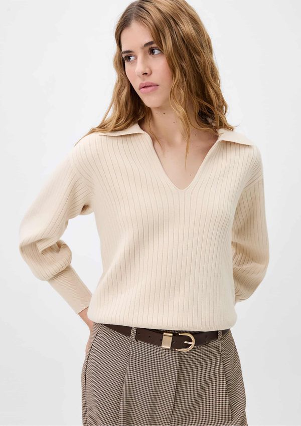 Blusa Polo Feminina Em Tricô - Bege M