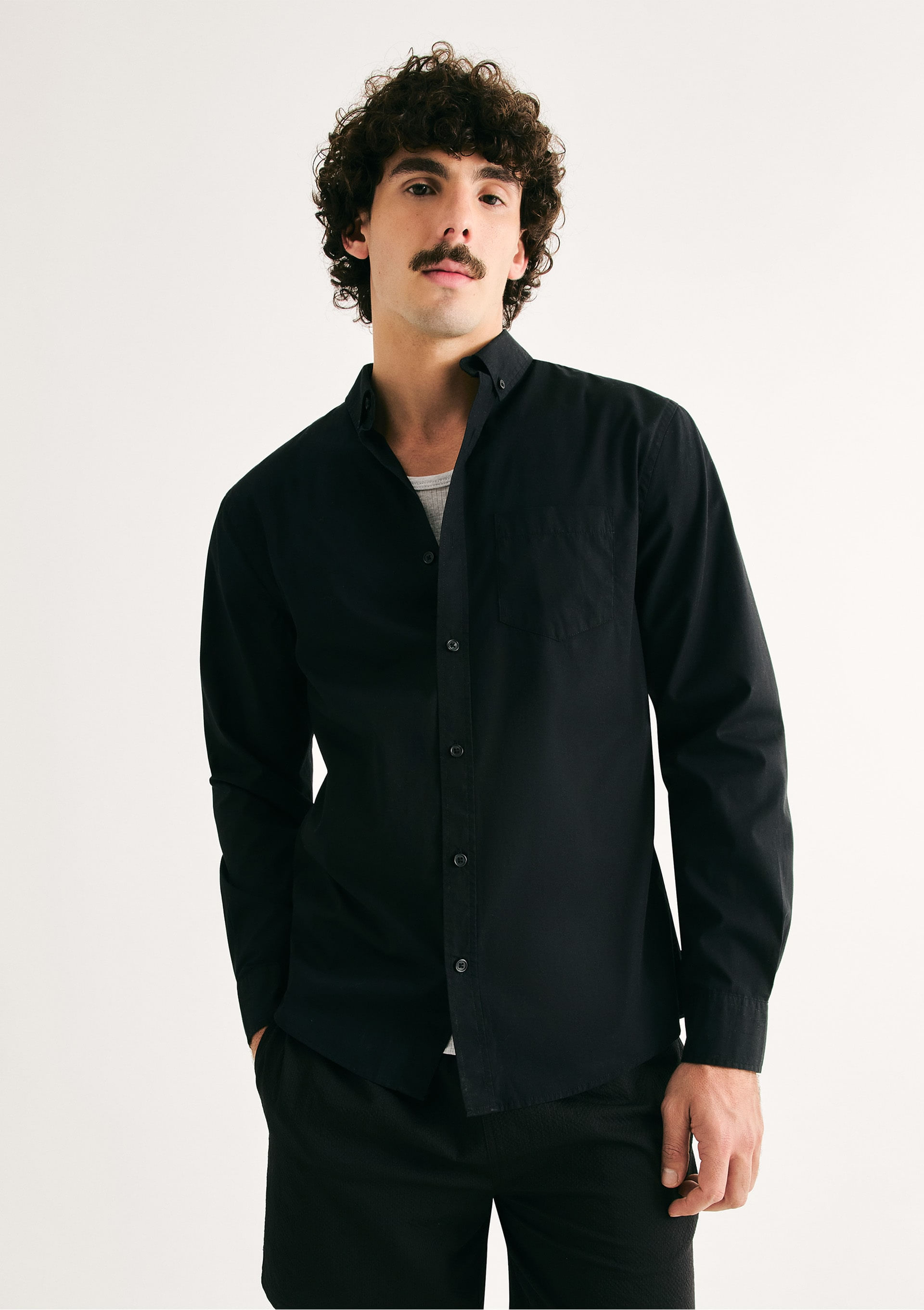 Camisa Básica Masculina Manga Longa Slim - Preto