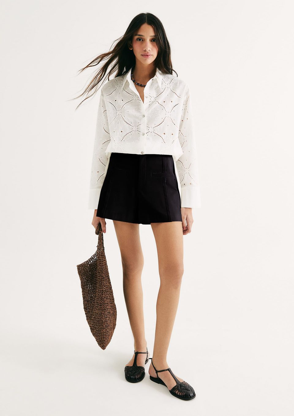Shorts Feminino em Alfaiataria - Preto