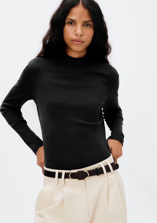 Blusa Básica Feminina Manga Longa Gola Alta Em Ribana Canelada - Preto XP