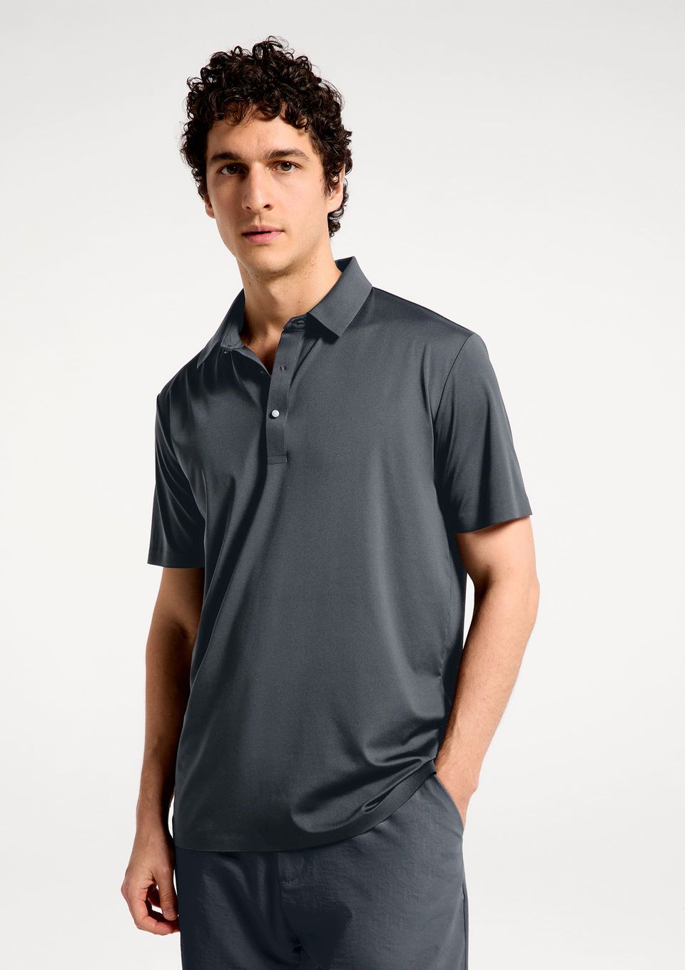 Camisa Polo Masculina em Malha Tech - Cinza