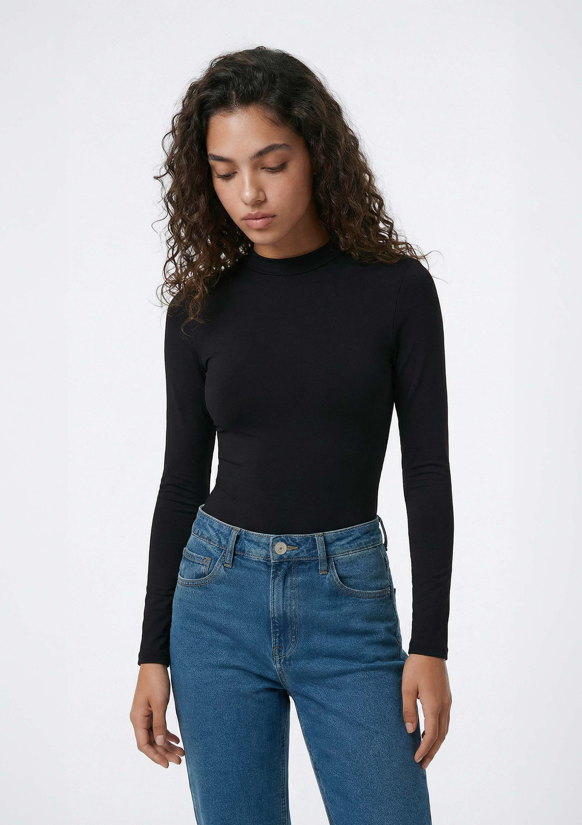 Body Gola Alta Em Malha - Preto