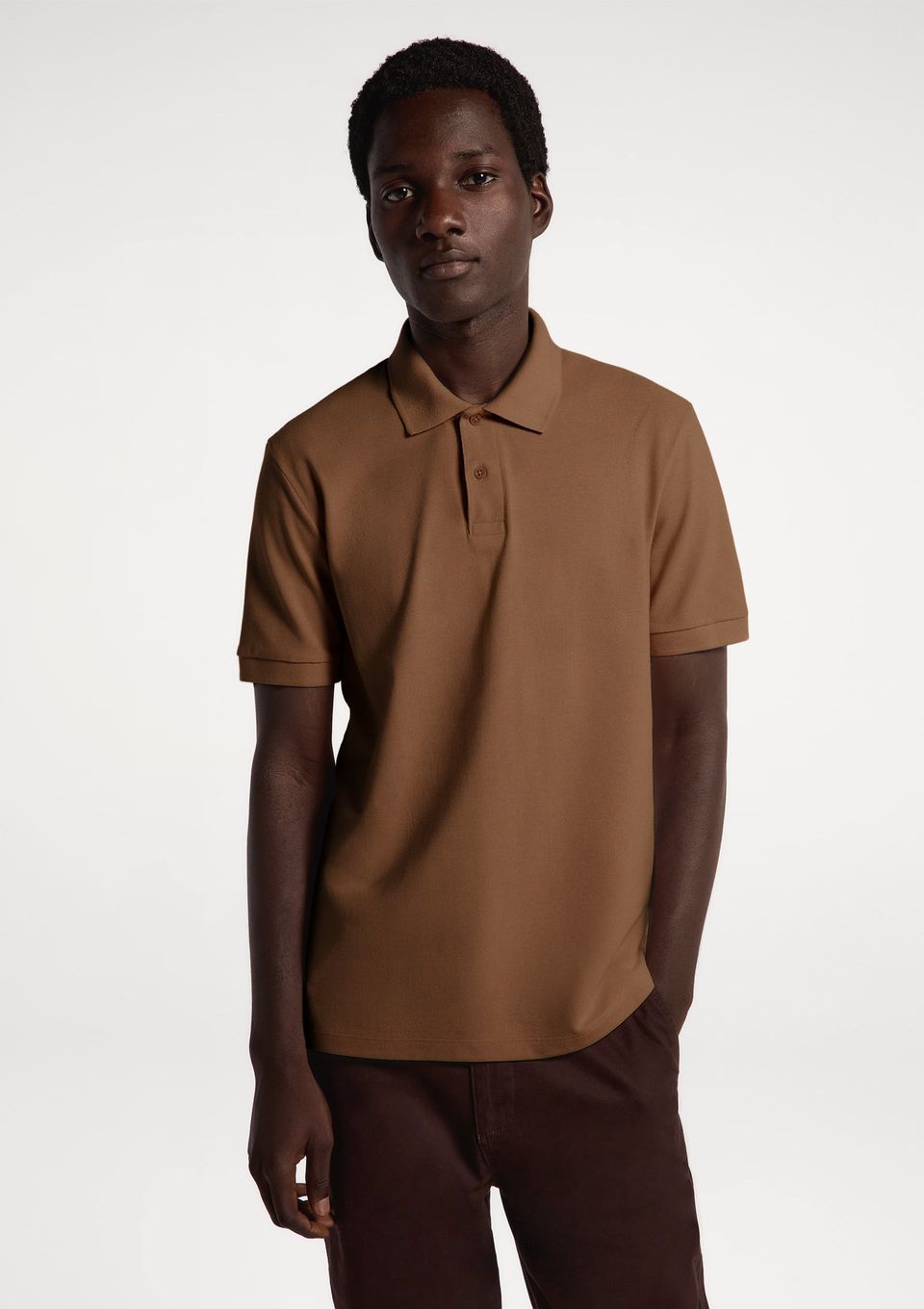 Camisa Polo Básica Masculina Manga Curta em Piquet - Marrom
