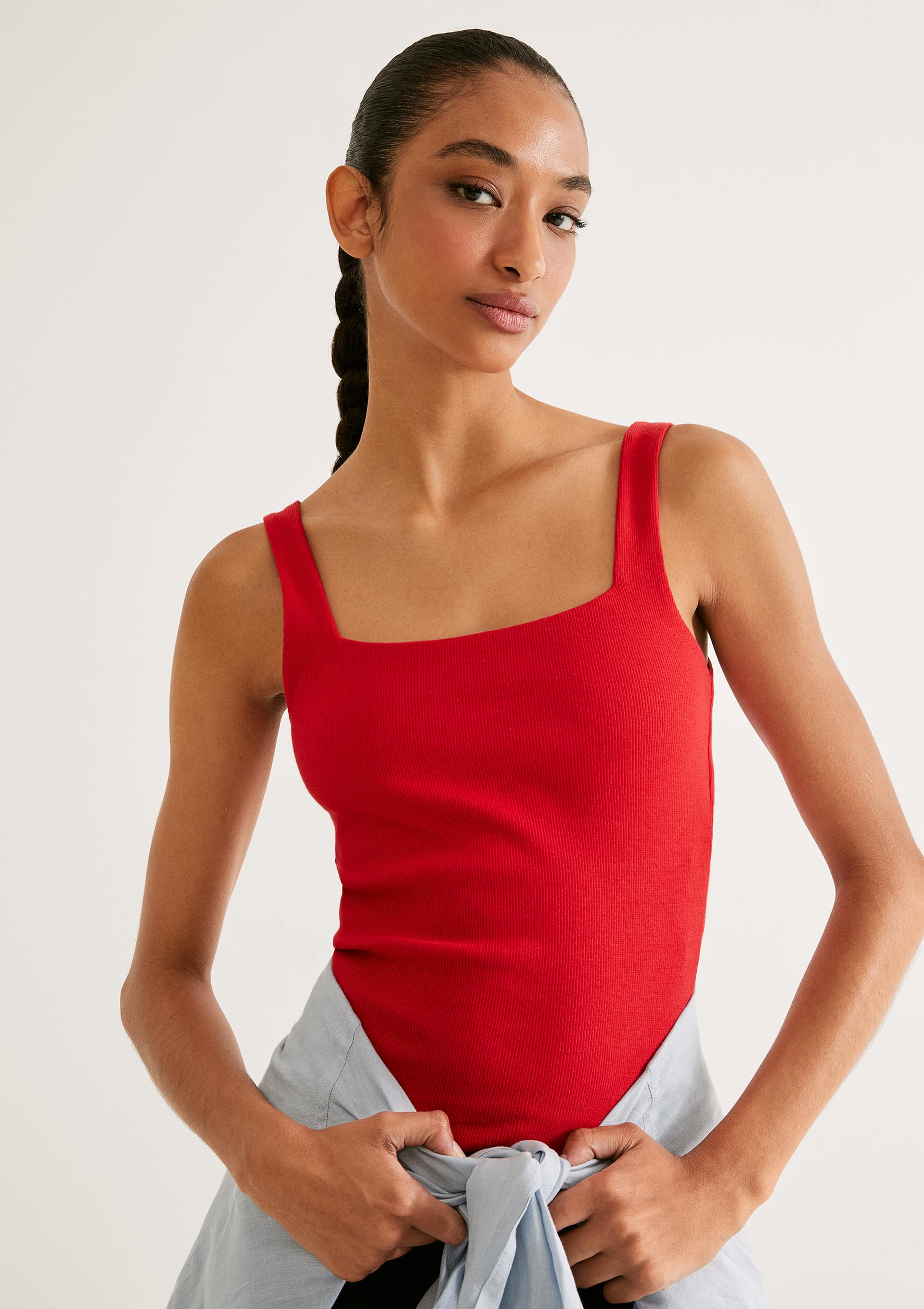 Regata Feminina Decote Quadrado Em Malha Premium - Vermelho