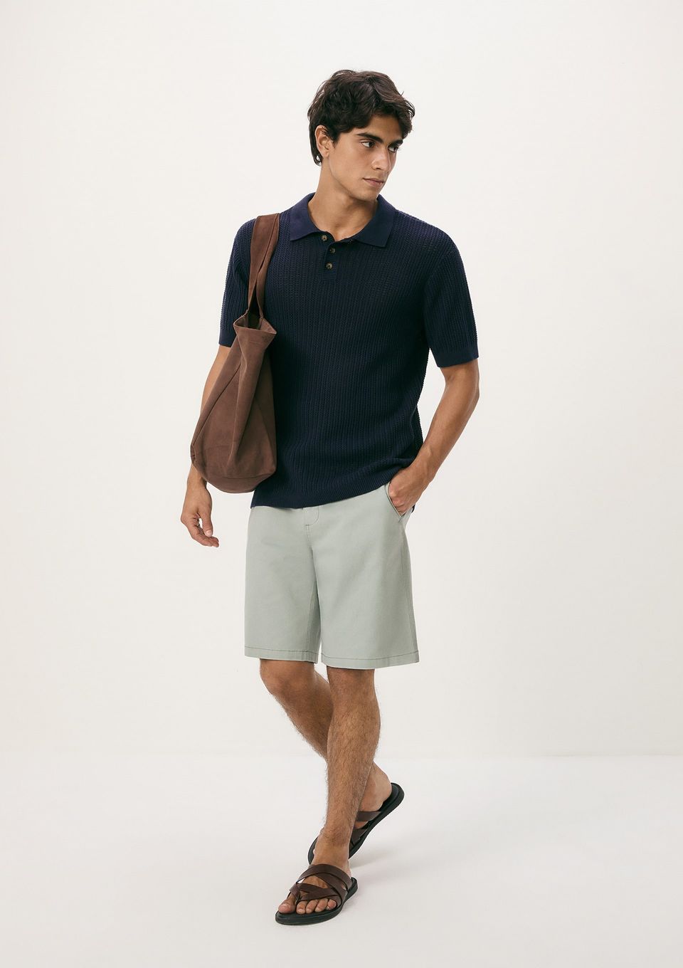 Bermuda Masculina Chino em Sarja Peletizada - Azul