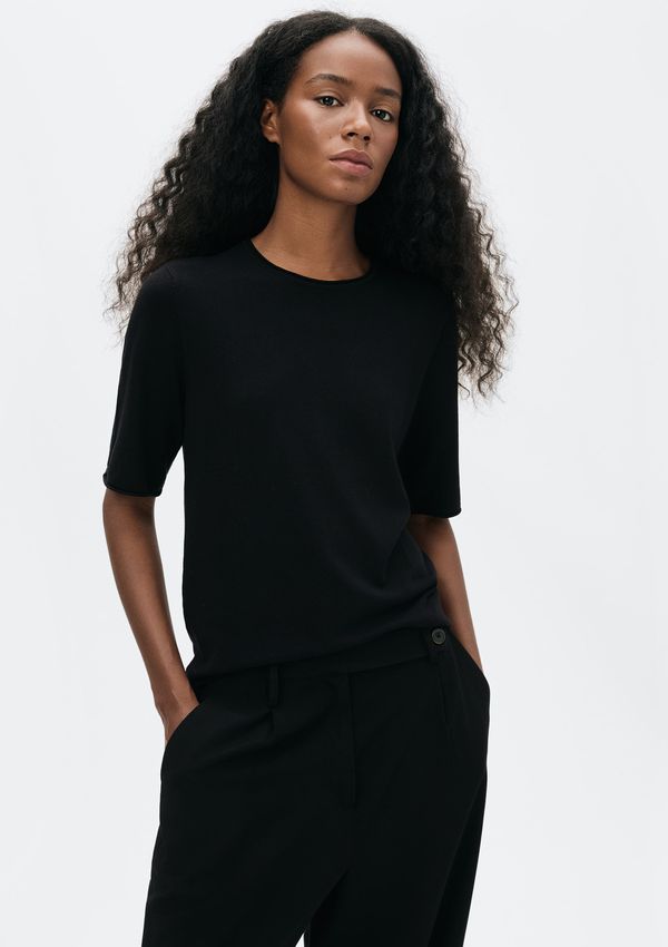 Blusa Feminina Manga Curta Em Tricô Leve - Preto M