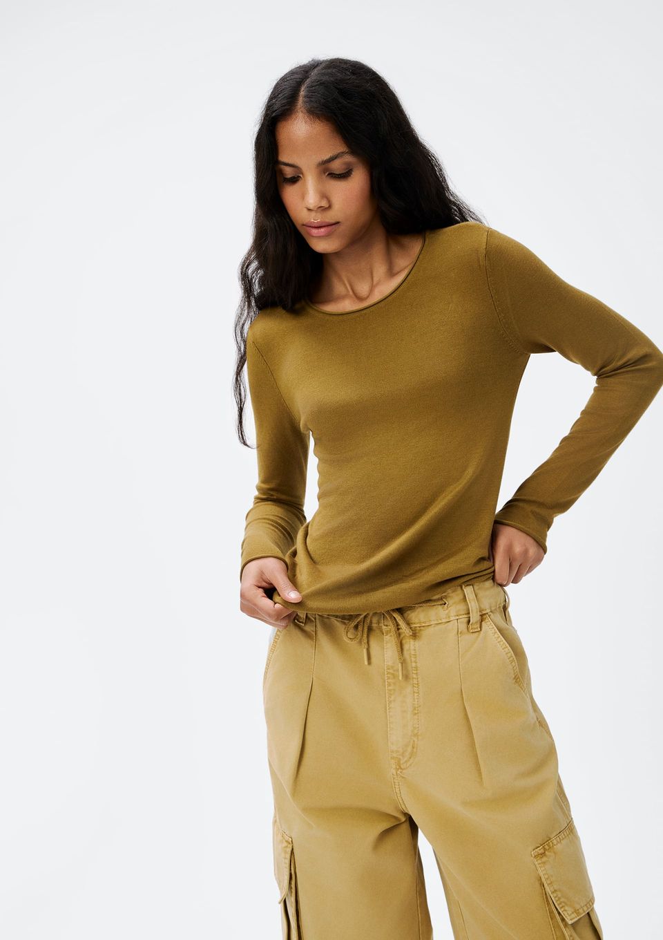 Blusa Feminina Manga Longa Slim em Tricô Leve - Caqui