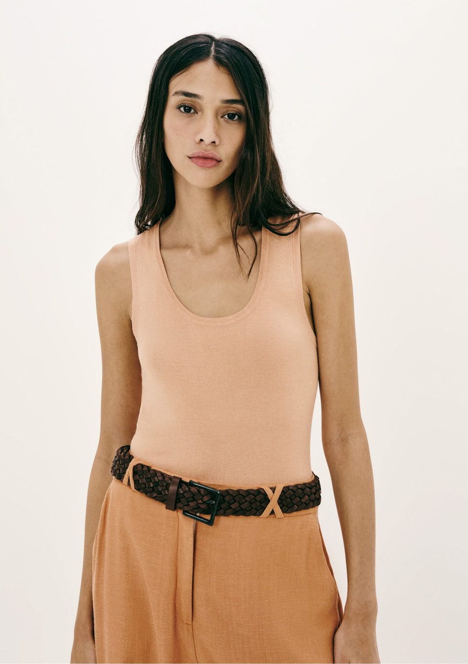 Regata Feminina Slim Decote U em Tricô de Viscose - Salmão
