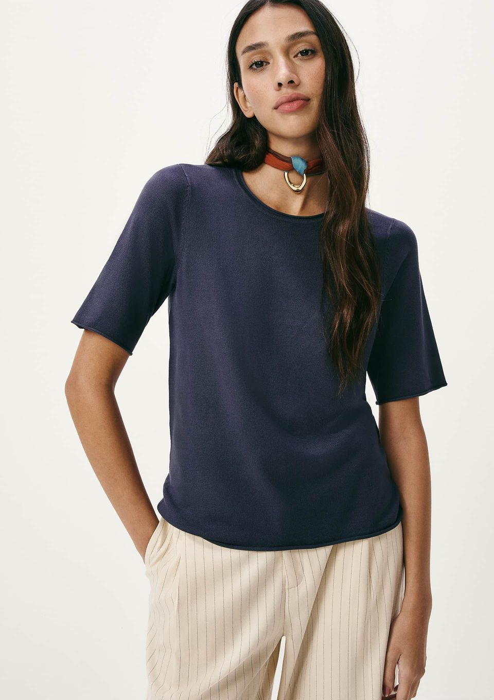 Blusa Feminina Manga Curta em Tricô Leve - Azul