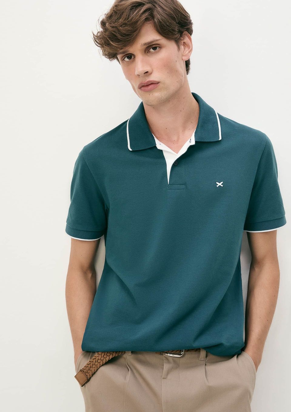Camisa Polo Básica Masculina em Piquet com Bordado - Verde