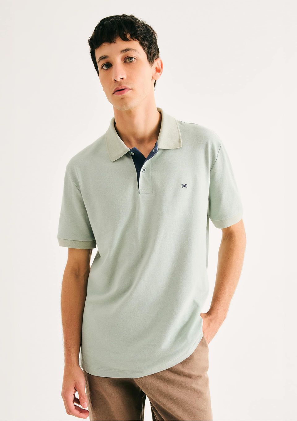 Camisa Polo Básica Masculina em Piquet com Bordado - Azul
