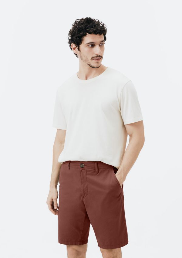 Bermuda Básica Masculina Chino Reta Em Sarja - Marsala 040
