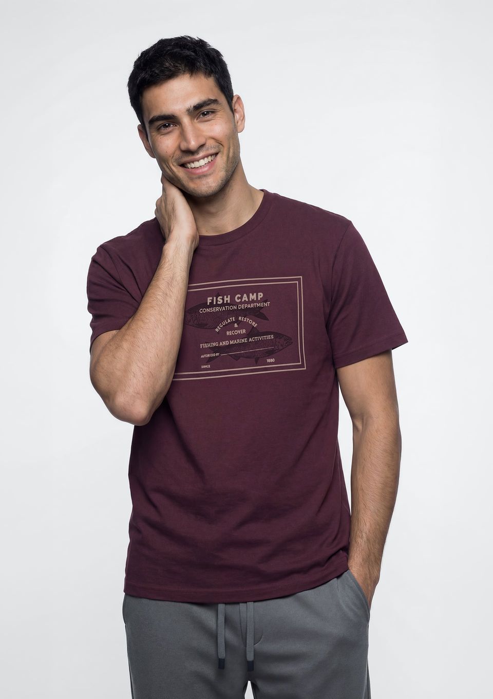 Camiseta Masculina Manga Curta com Estampa - Vinho