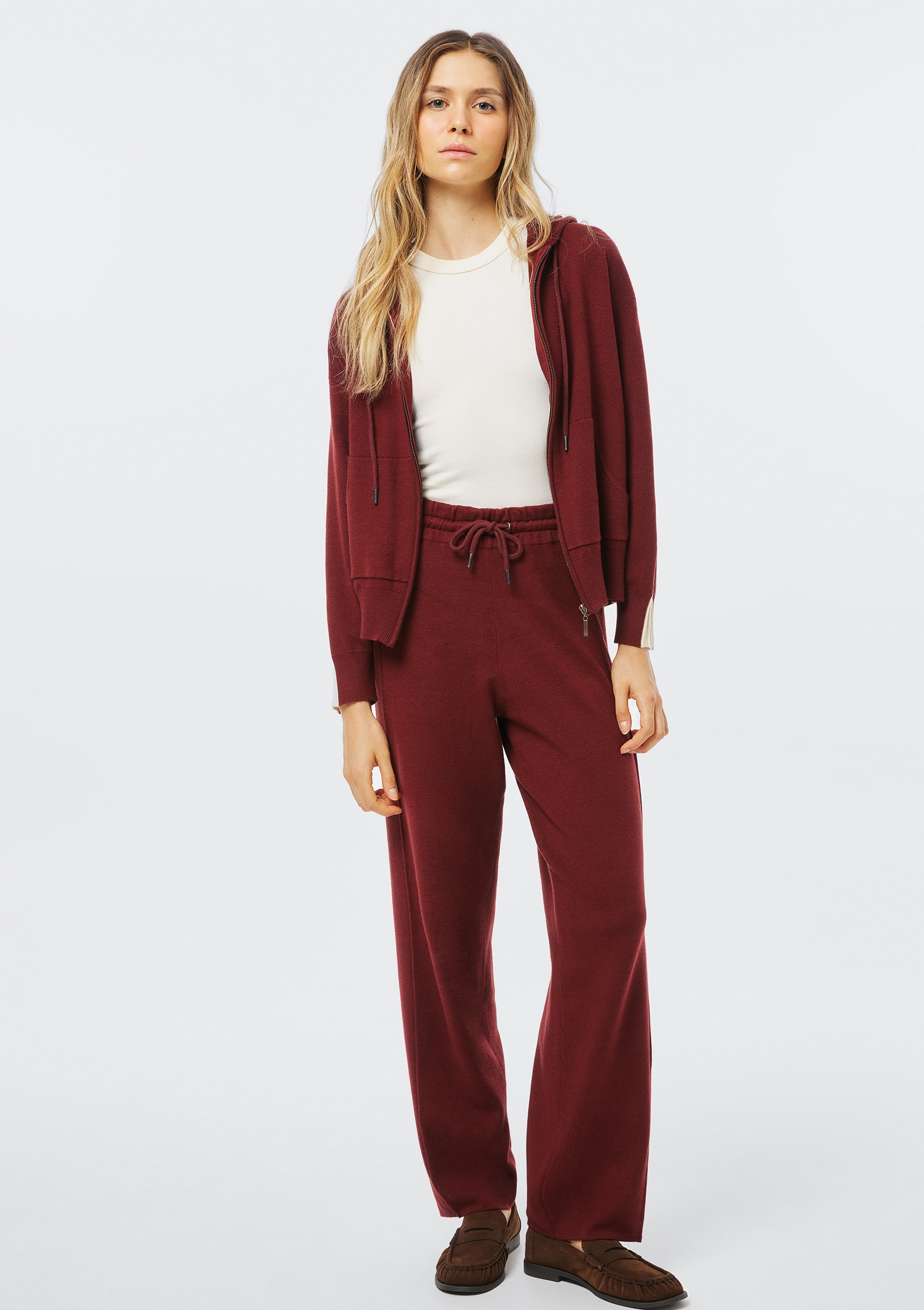 Calça Feminina Reta em Tricô com Listras Laterais - Vermelho