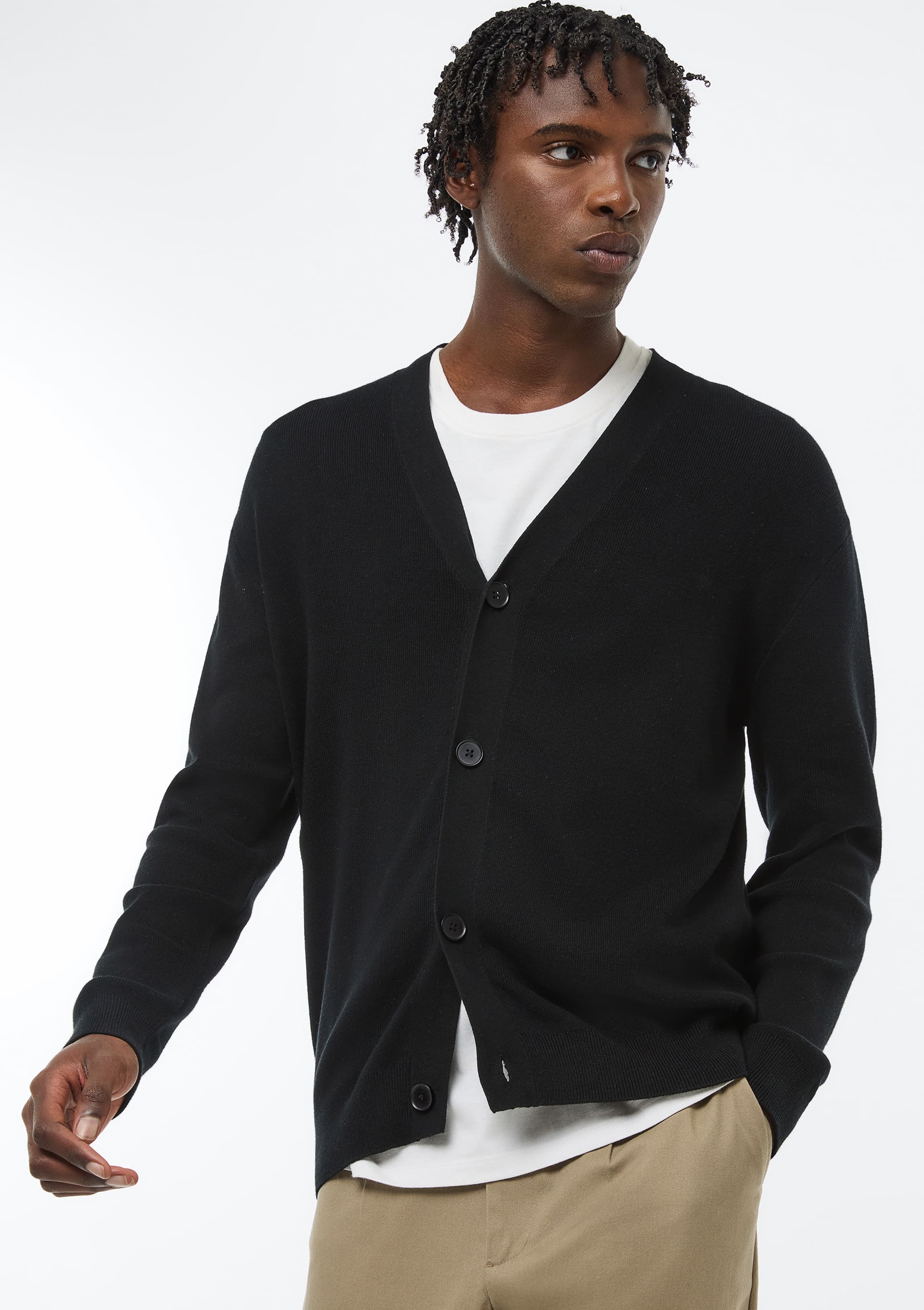 Cardigan Masculino Em Tricô Full Needle - Preto