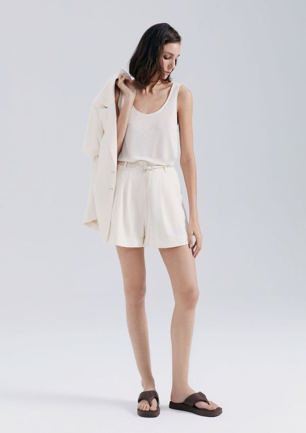 Shorts Feminino Cintura Alta Em Alfaiataria - Creme 034