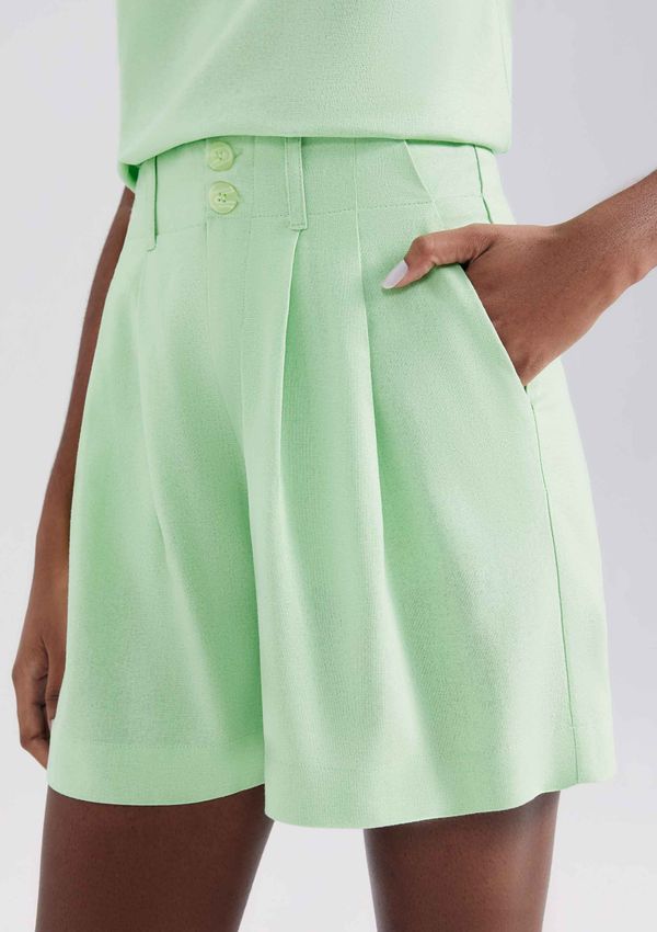 Shorts Feminino Em Alfaiataria Com Linho - Verde 040