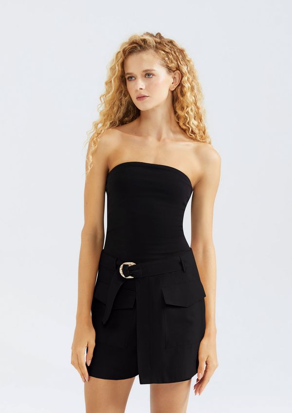 Shorts Saia Em Alfaiataria Com Cinto - Preto 038