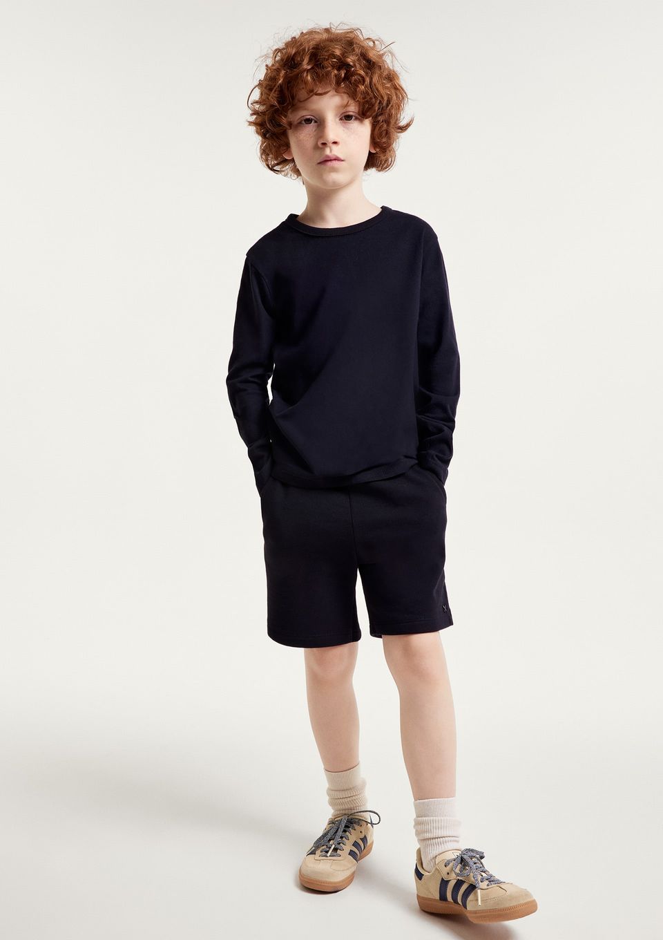 Bermuda Básica Infantil Menino em Moletom - Preto