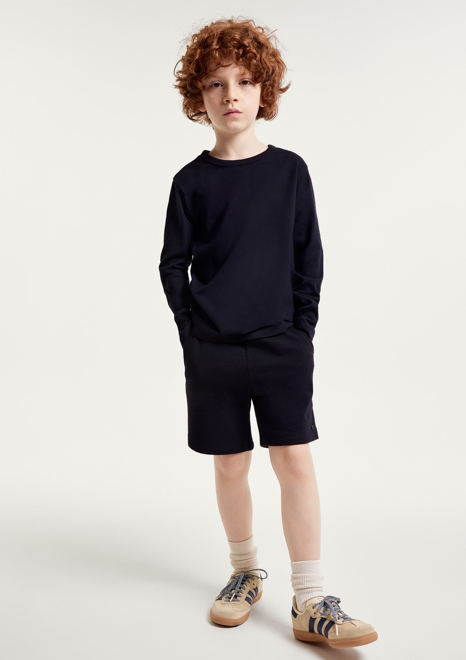 Bermuda Básica Infantil Menino Em Moletom - Preto