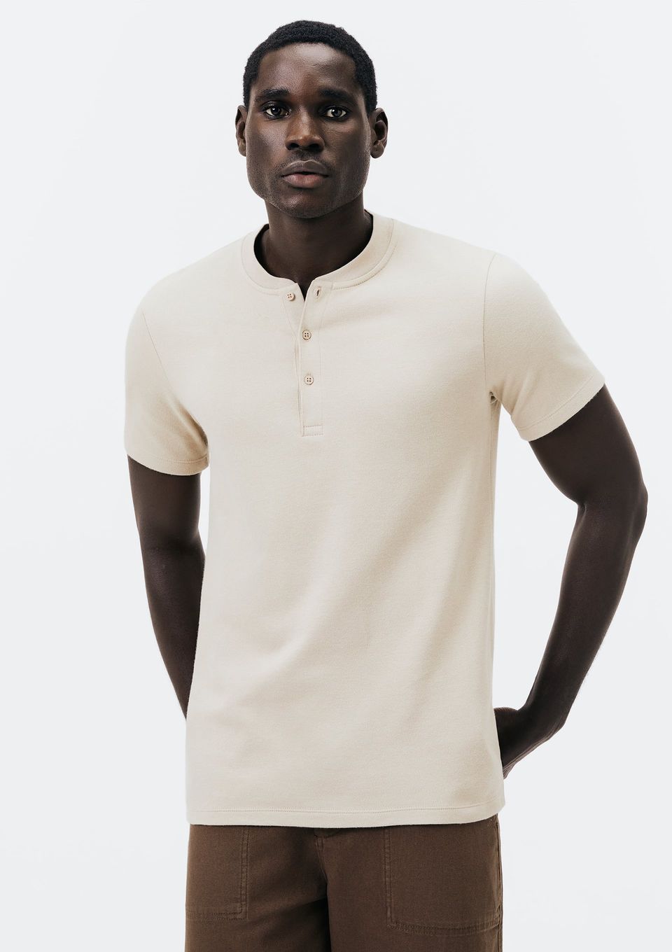Camiseta Básica Henley Masculina Regular Texturizada - Bege