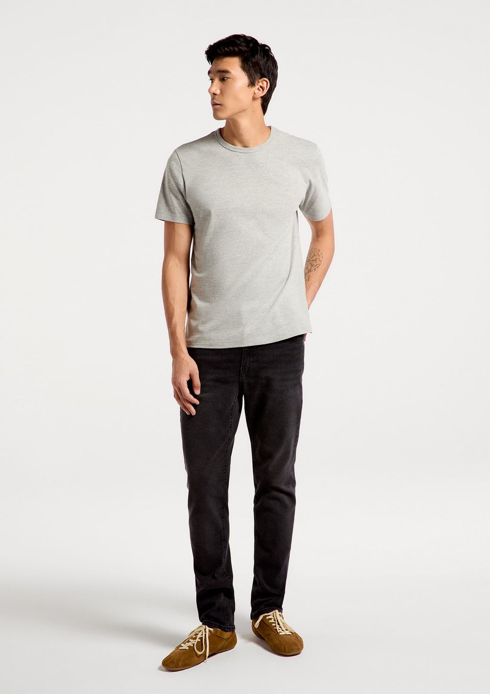 Calça Masculina Slim em Jeans - Preto