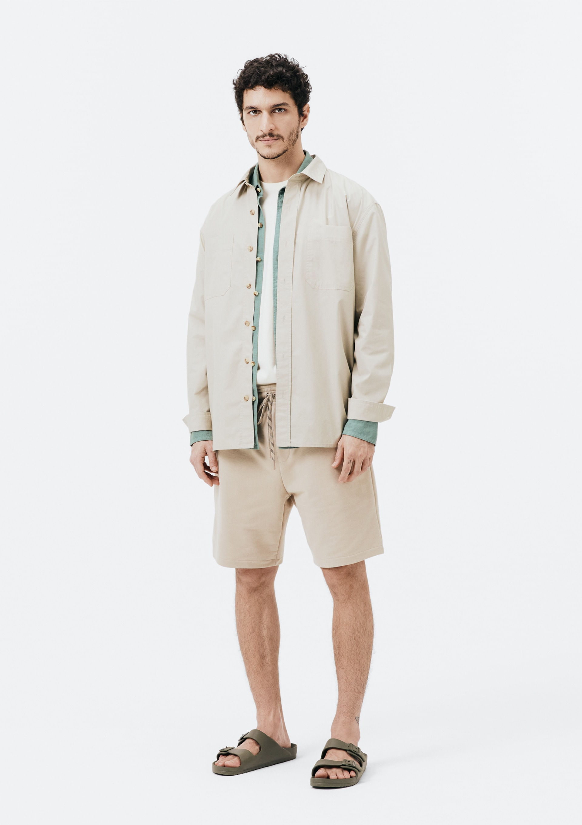 Bermuda Masculina Reta em Moletom - Bege