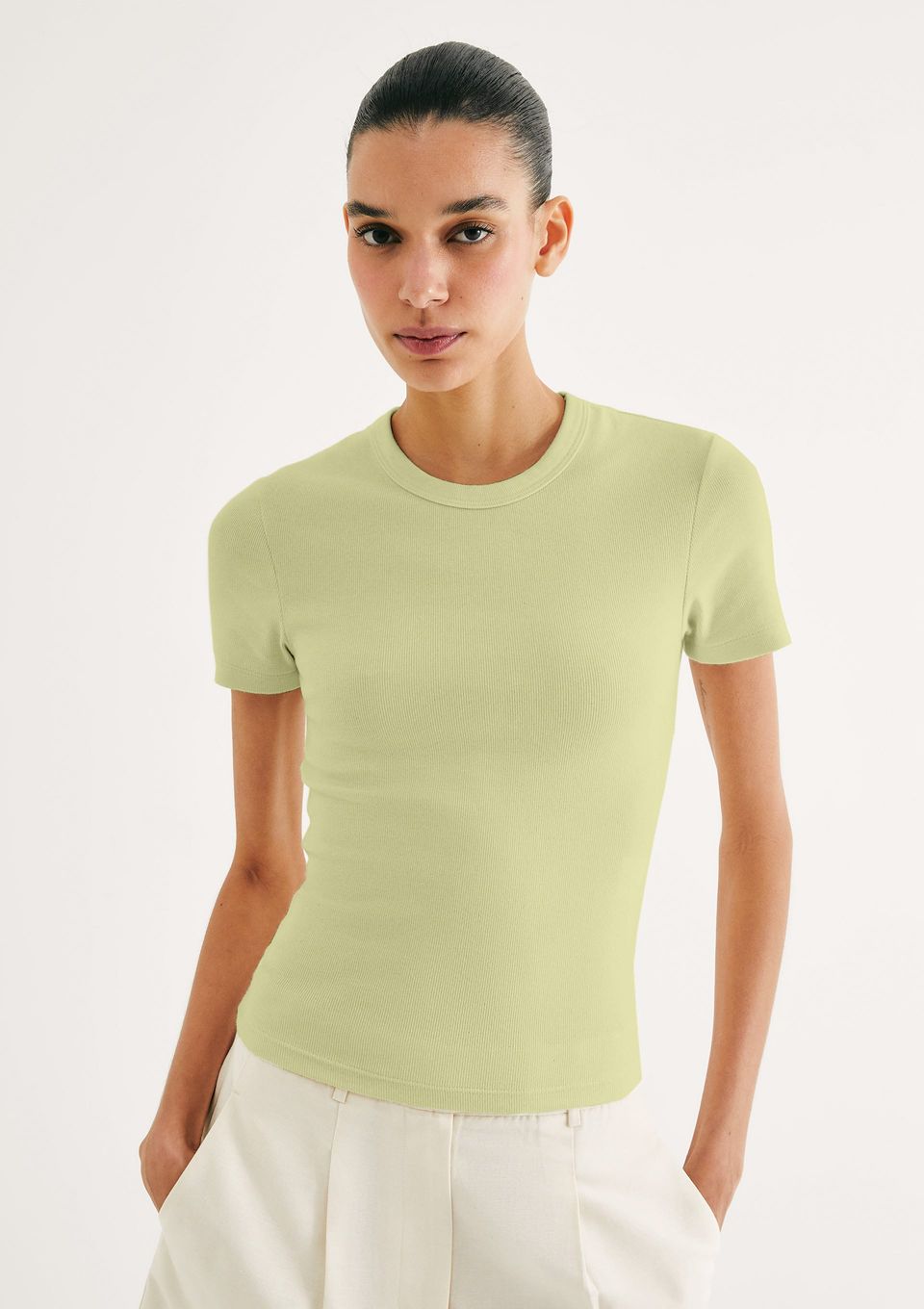Blusa Feminina Manga Curta Slim em Ribana - Verde