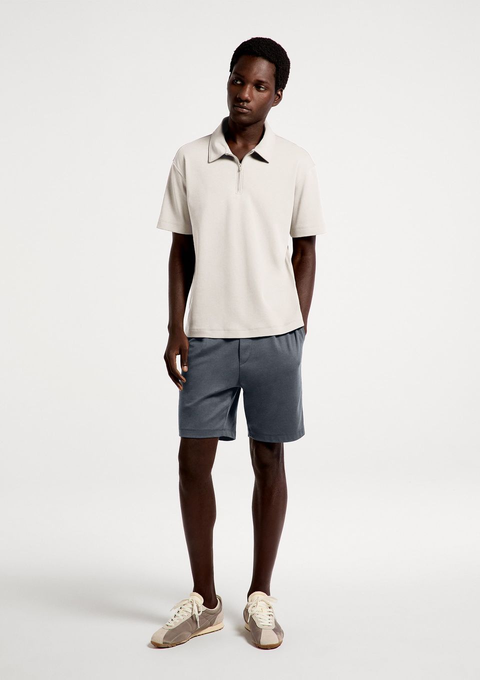 Bermuda Masculina em Malha Tech - Cinza