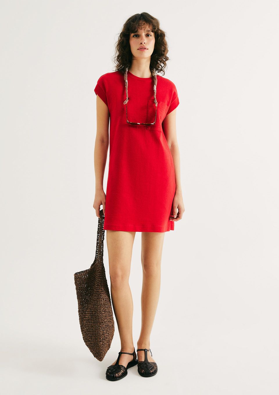Vestido Básico Curto Texturizado com Bolso - Vermelho