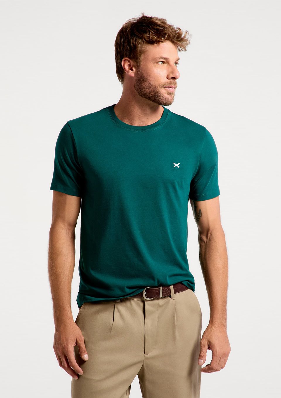 Camiseta Básica Masculina World com Bordado - Verde