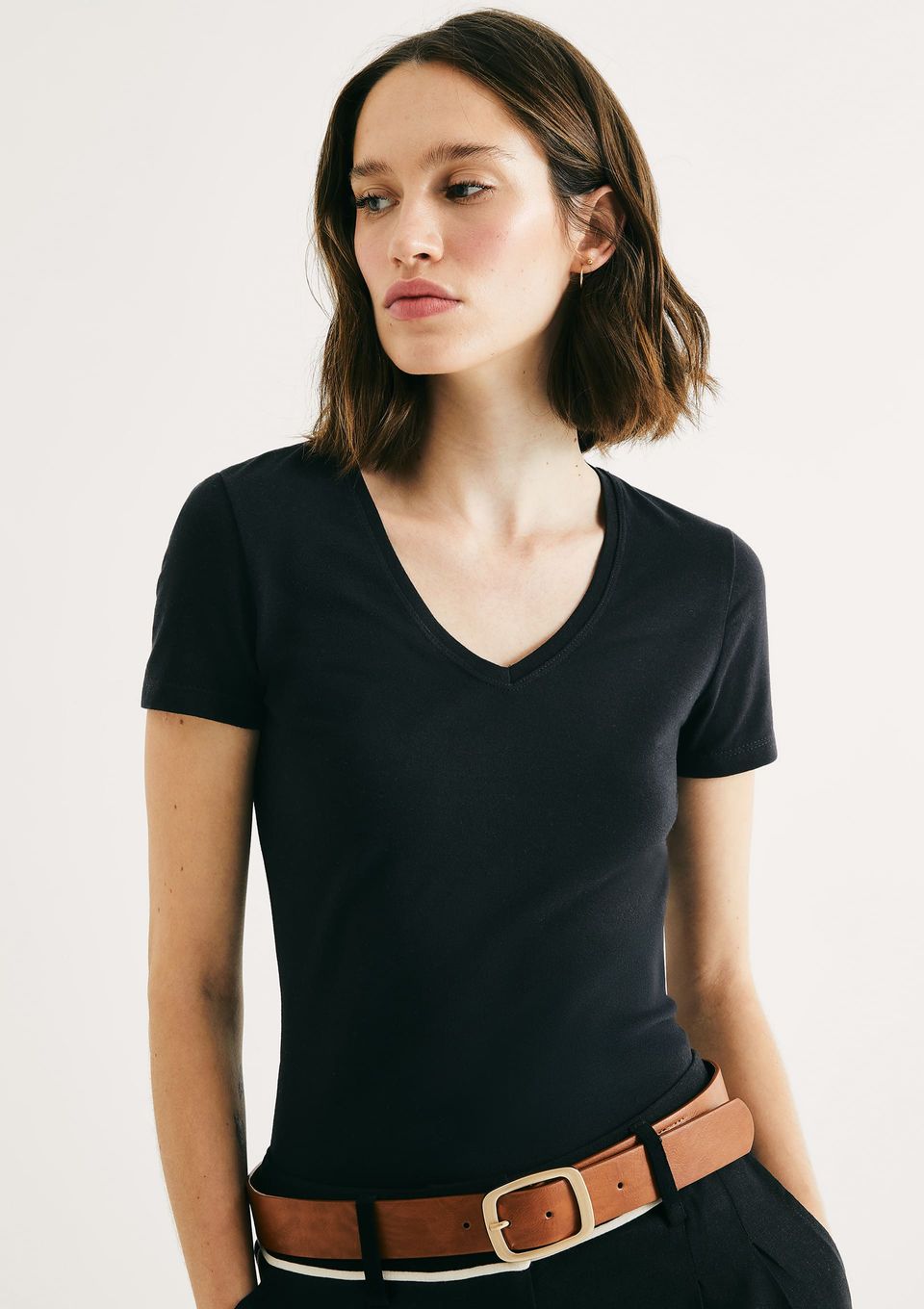 Blusa Básica Feminina Slim Decote V - Preto