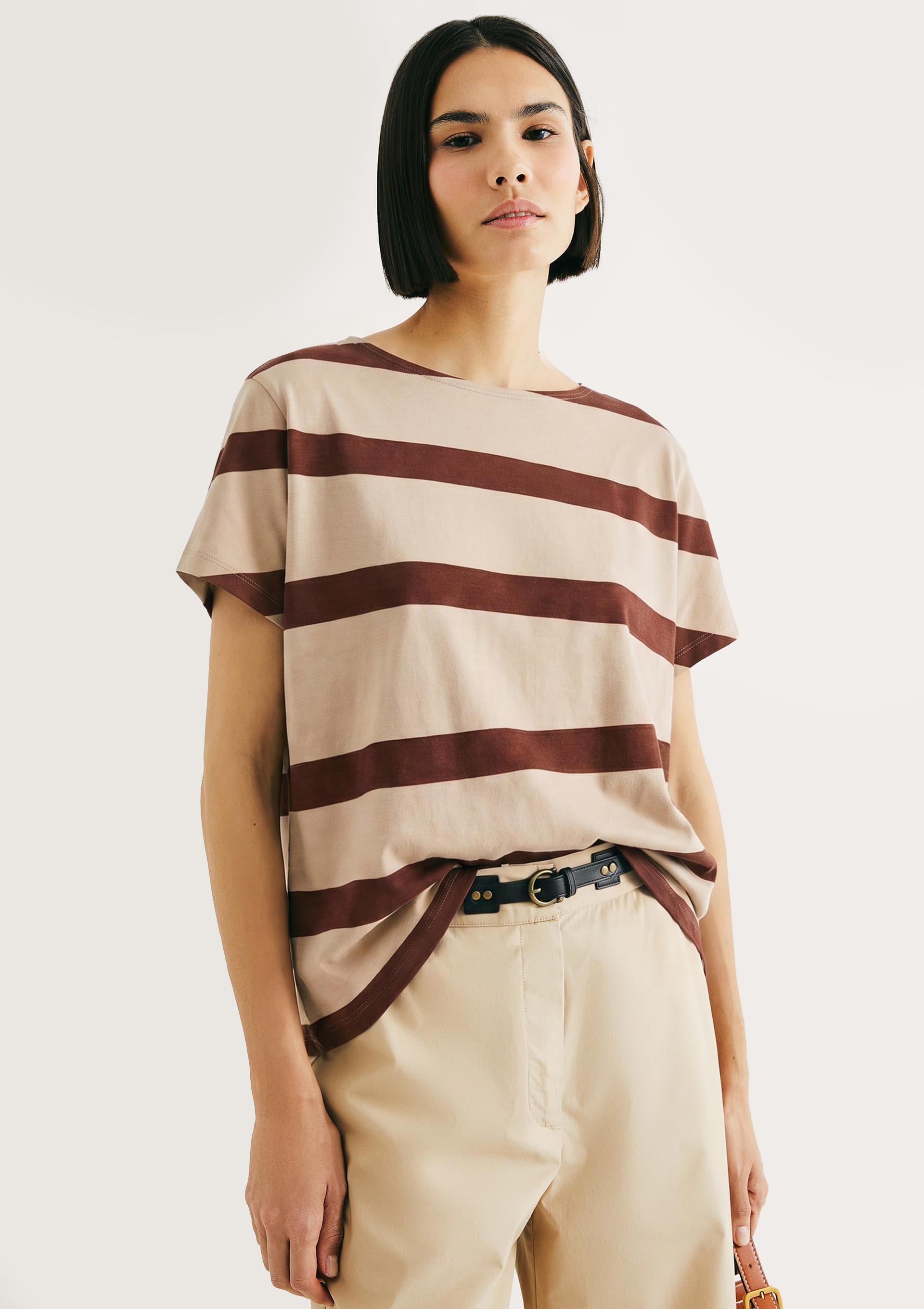 Blusa Feminina Manga Curta Estampada - Vinho