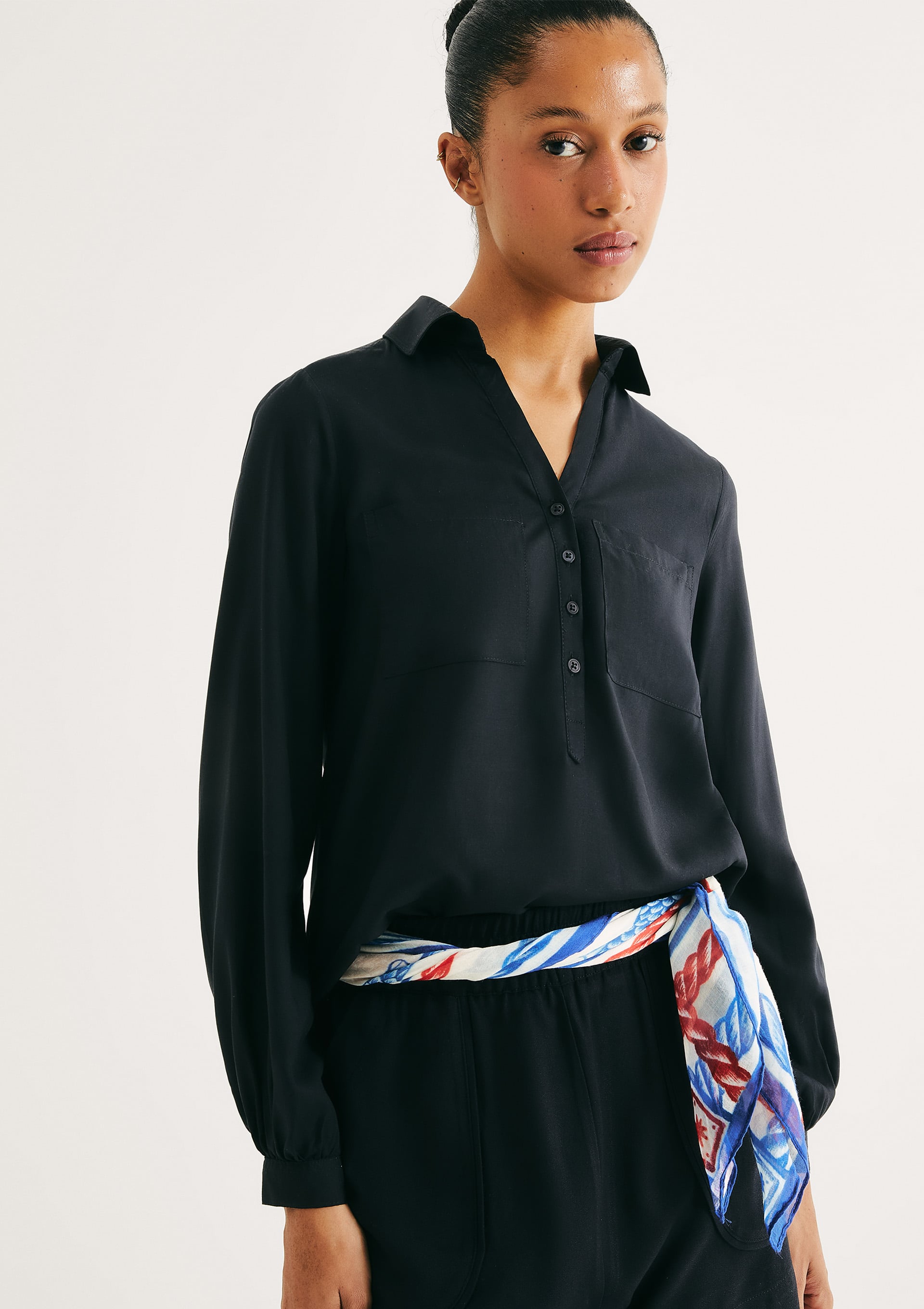 Camisa Básica Feminina Manga Longa Em Viscose - Preto