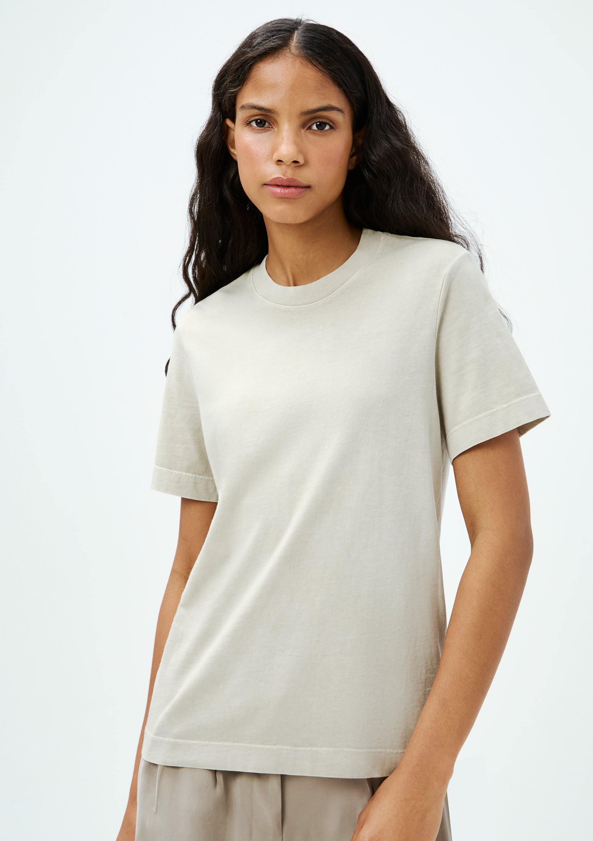 Camiseta Básica Feminina Estonada Soft - Bege