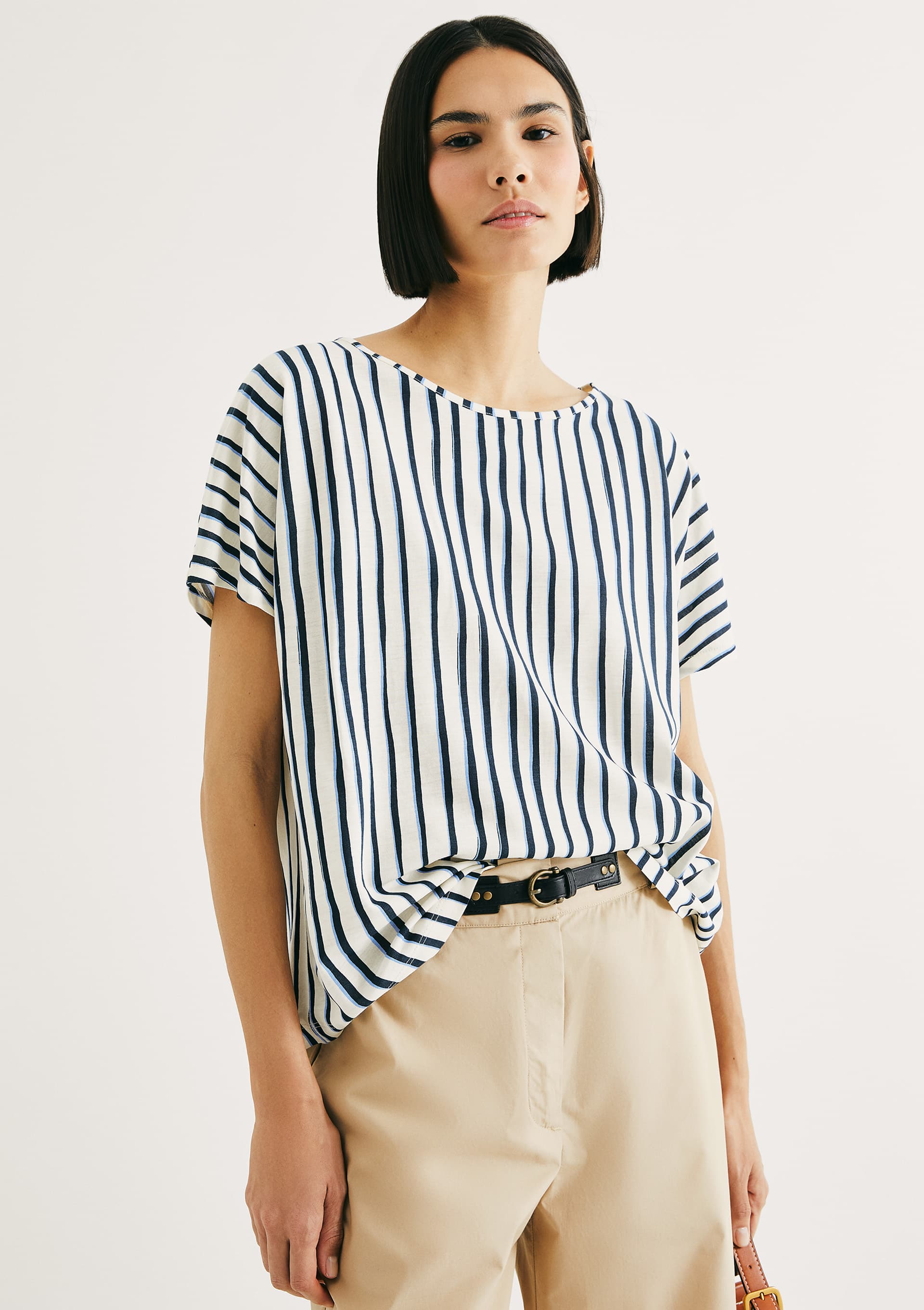 Blusa Feminina Manga Curta Estampada - Off white