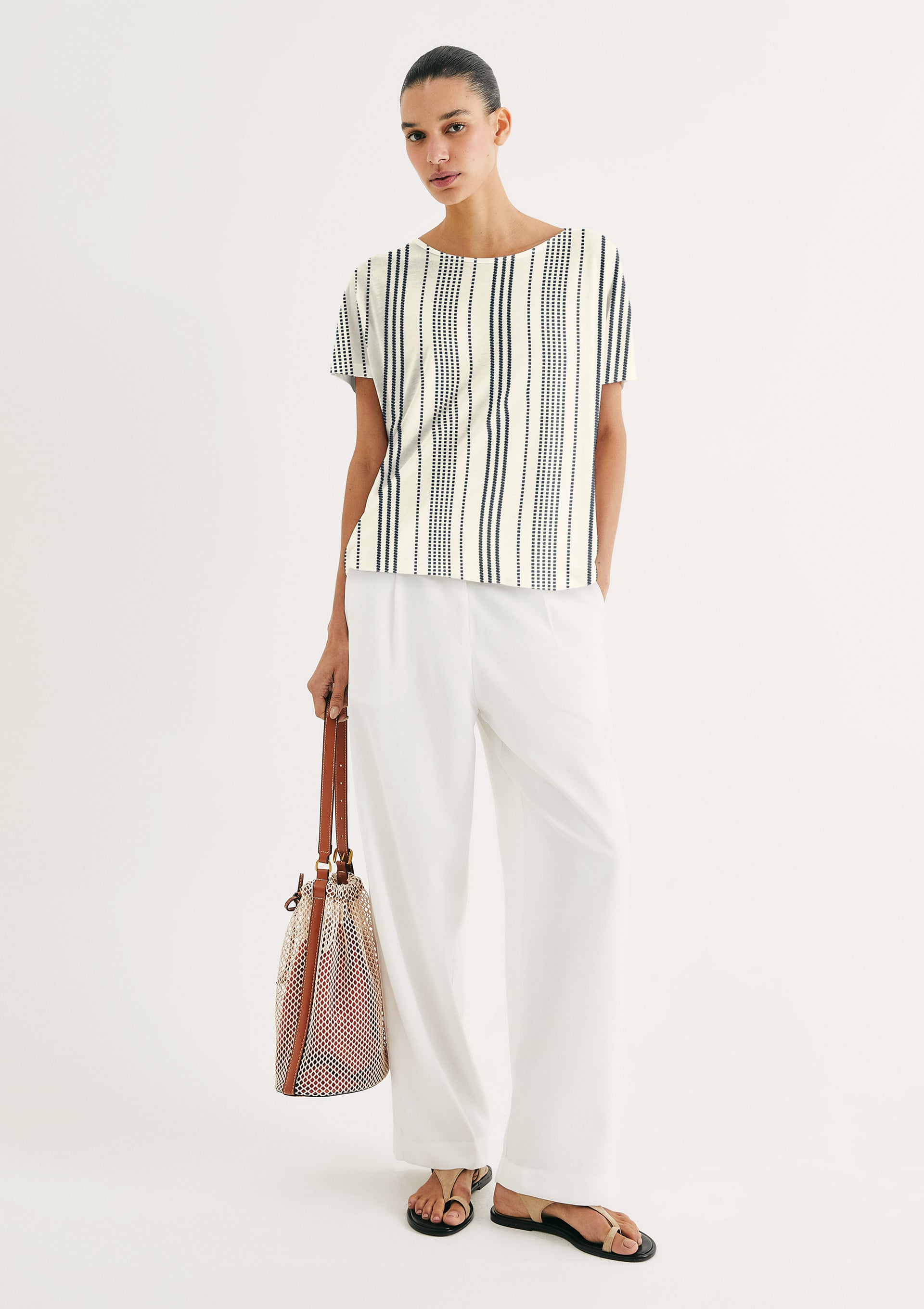Blusa Feminina Manga Curta Estampada - Off white