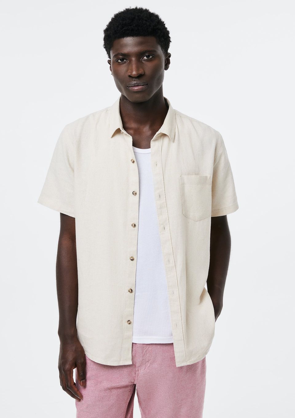 Camisa Básica Masculina Manga Curta em Linho - Bege
